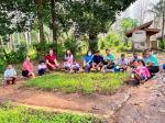 โครงการโรงเรียนพอเพียงท้องถิ่น "ปลูกผักรักษ์โลก"